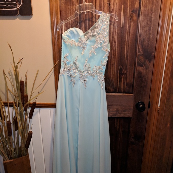 Beautiful light blue prom dress - Picture 2 of 2